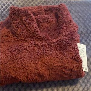 NWT Lululemon Warm Restore Sherpa Pullover